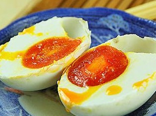 吃鹹鴨蛋可以補鈣鐵
